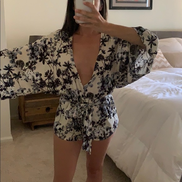 Floral kimono romper - Picture 2 of 3